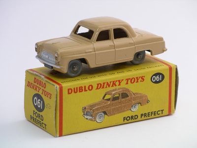 Dinky Toys no.061.JPG