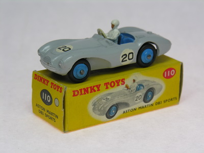 Dinky Toys no.110_DSCN0448a.jpg