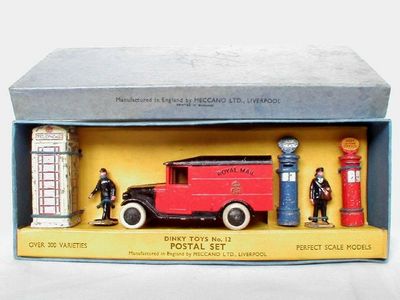 Dinky Toys no.12.JPG