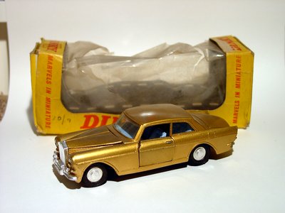 Dinky Toys no.127.JPG