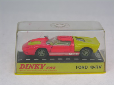 Dinky Toys no.132_DSCN0766a.jpg