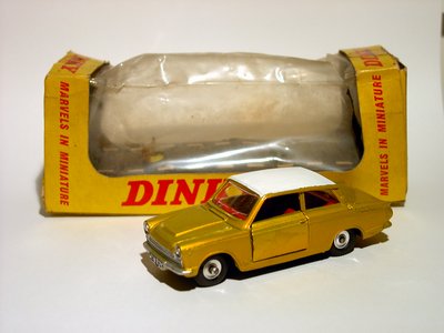 Dinky Toys no.133_1.JPG