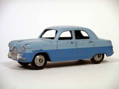 Dinky Toys no.162_2.JPG