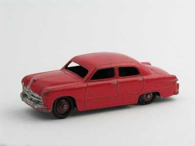 Dinky Toys no.170_2.JPG