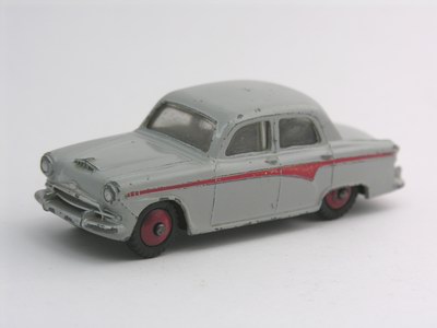 Dinky Toys no.176_4.JPG