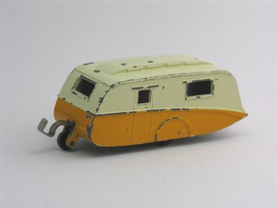 Dinky Toys no.190_3.JPG