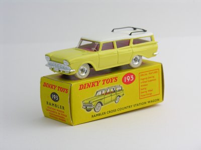 Dinky Toys no.193_1.JPG