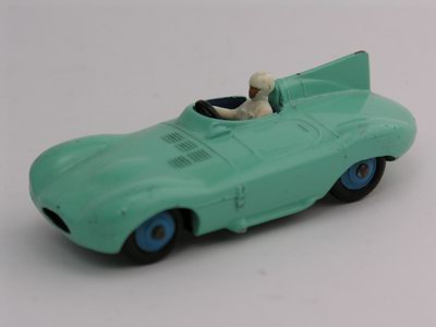 Dinky Toys no.238_3.JPG