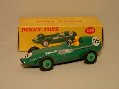 Dinky Toys no.239.JPG