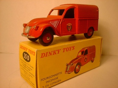 Dinky Toys no.25D_6.JPG