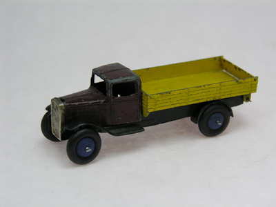 Dinky Toys no.25E_DSCN0377_1.jpg