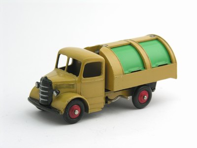 Dinky Toys no.25V.JPG