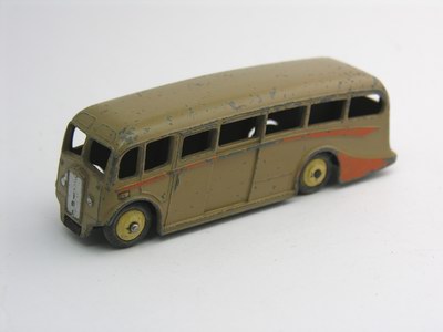 Dinky Toys no.281_3b.JPG