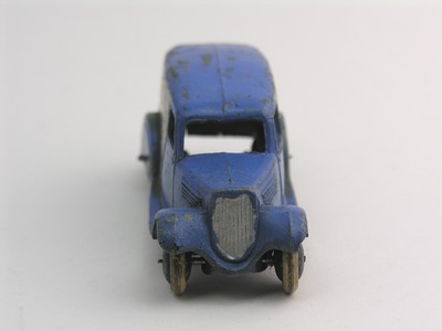 Dinky Toys no.28D_3b.JPG