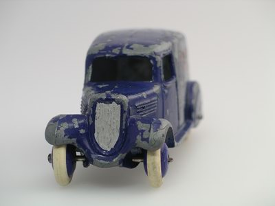 Dinky Toys no.28E_2.JPG