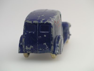 Dinky Toys no.28E_3.JPG