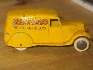 Dinky Toys no.28N_5.JPG