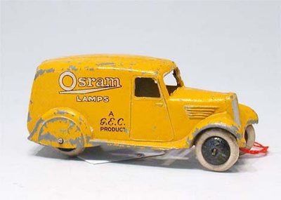 Dinky Toys no.28W_1.JPG