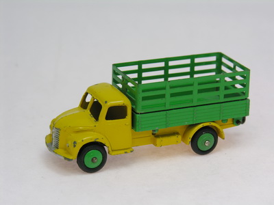 Dinky Toys no.30N_DSCN0271_1.jpg