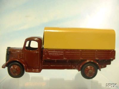 Dinky Toys no.30S.jpg