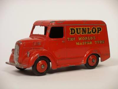 Dinky Toys no.451_2.JPG