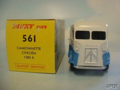 Dinky Toys no.561_3.jpg