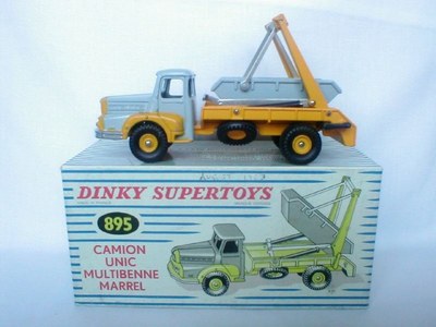 Dinky Toys no.895.JPG